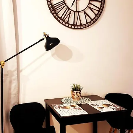 Homecomfort Apartament Merlin Warszawa Zewnętrze zdjęcie